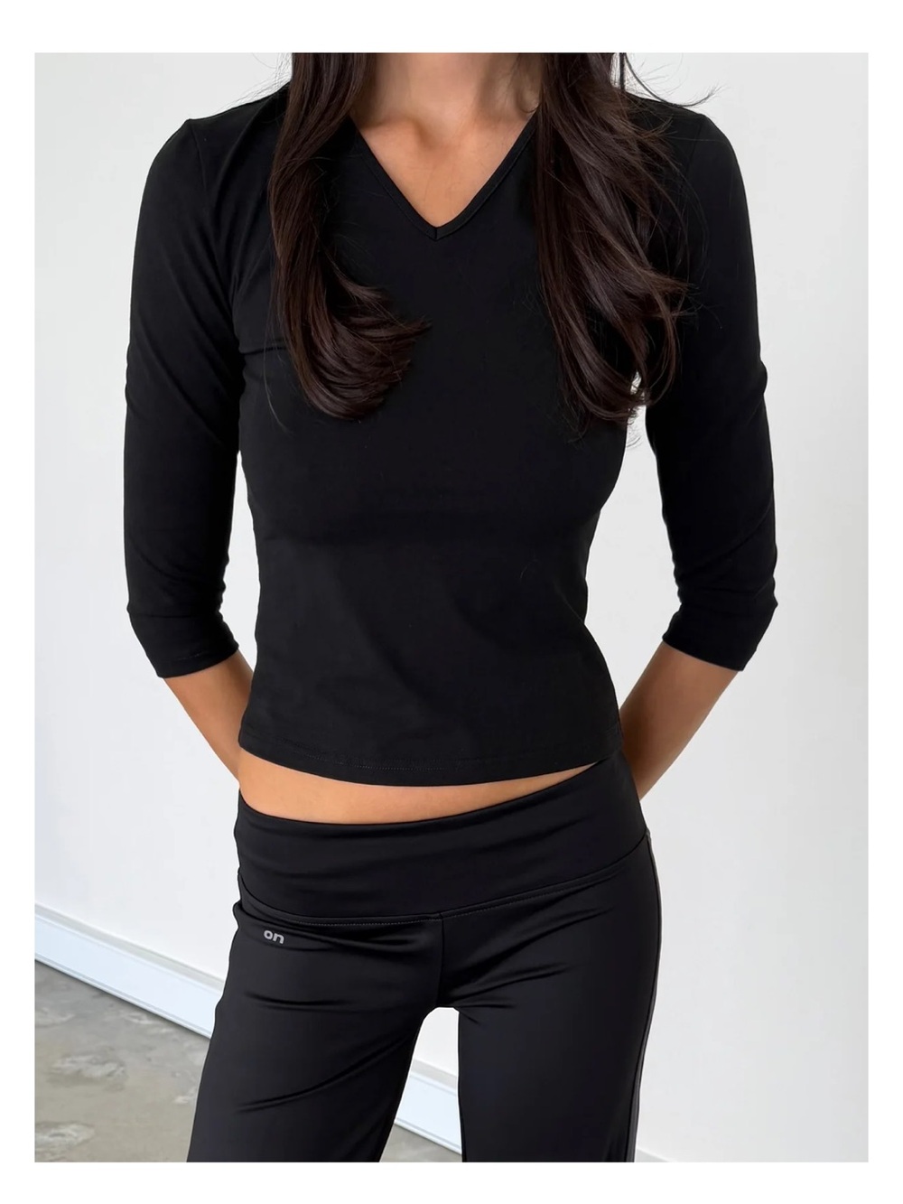 Other normal V neck black top